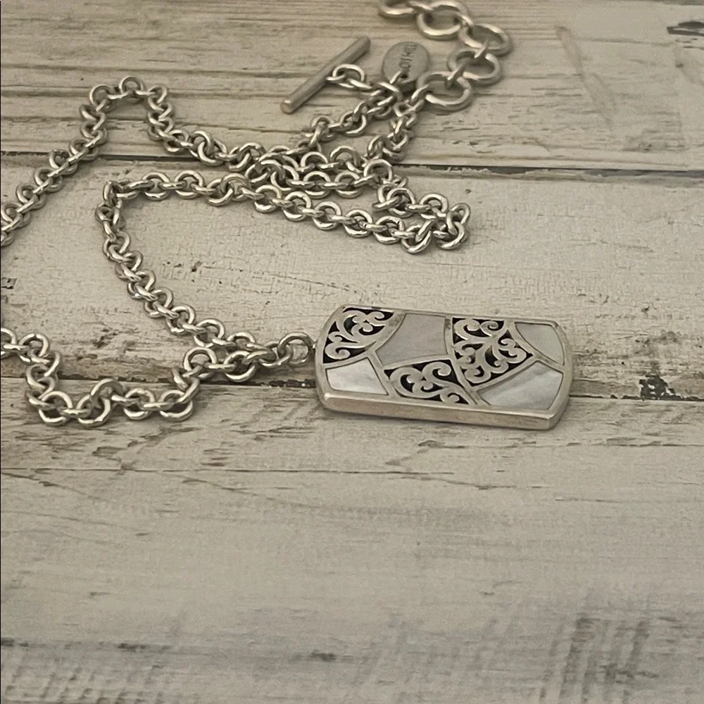 Lois Hill Sterling Silver Mother of Pearl Inlay Pendant Necklace 19”